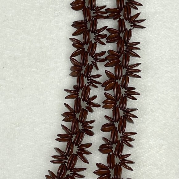 1960s Hawaiian Vintage Brown Koa Appleseed Necklace & Clip Earrings - Picture 3 of 13